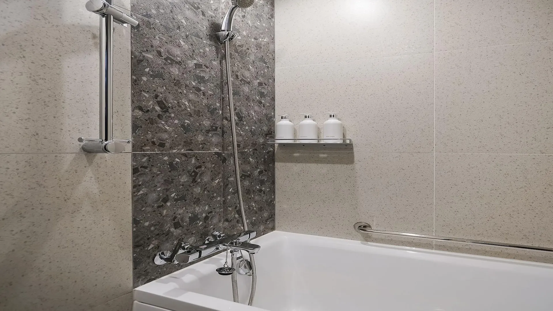 Henn Na Hotel Seoul Myeongdong