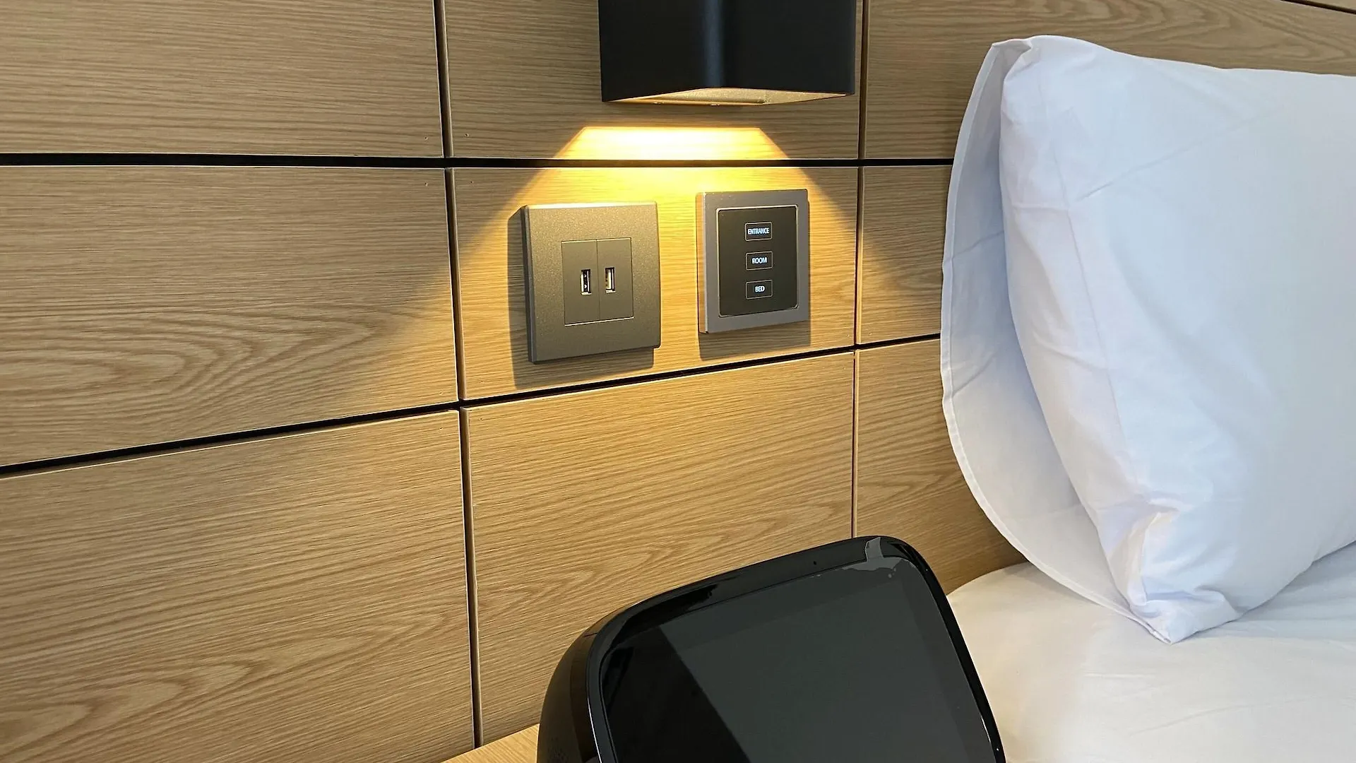 Henn Na Hotel Seoul Myeongdong