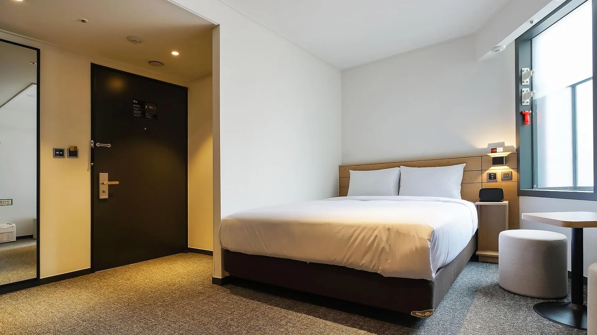 Henn Na Hotel Seoul Myeongdong Güney Kore
