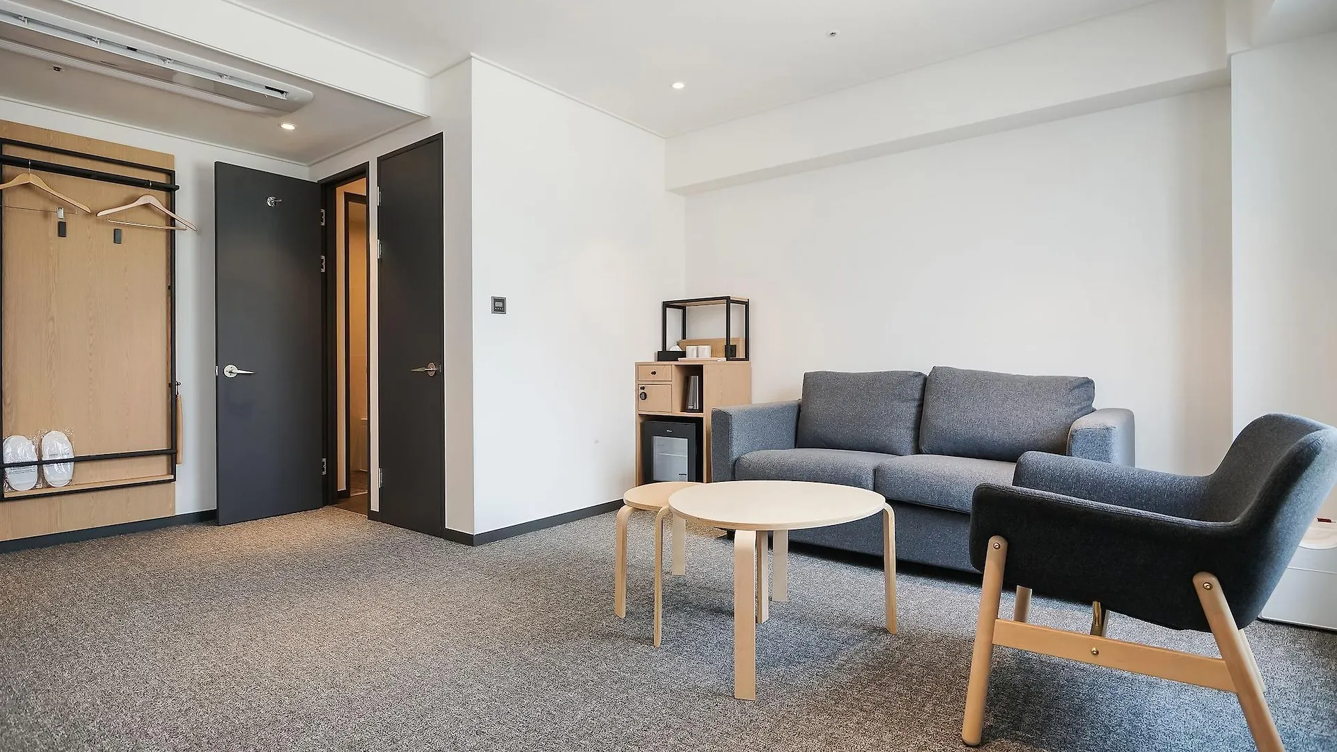 Henn Na Hotel Seoul Myeongdong