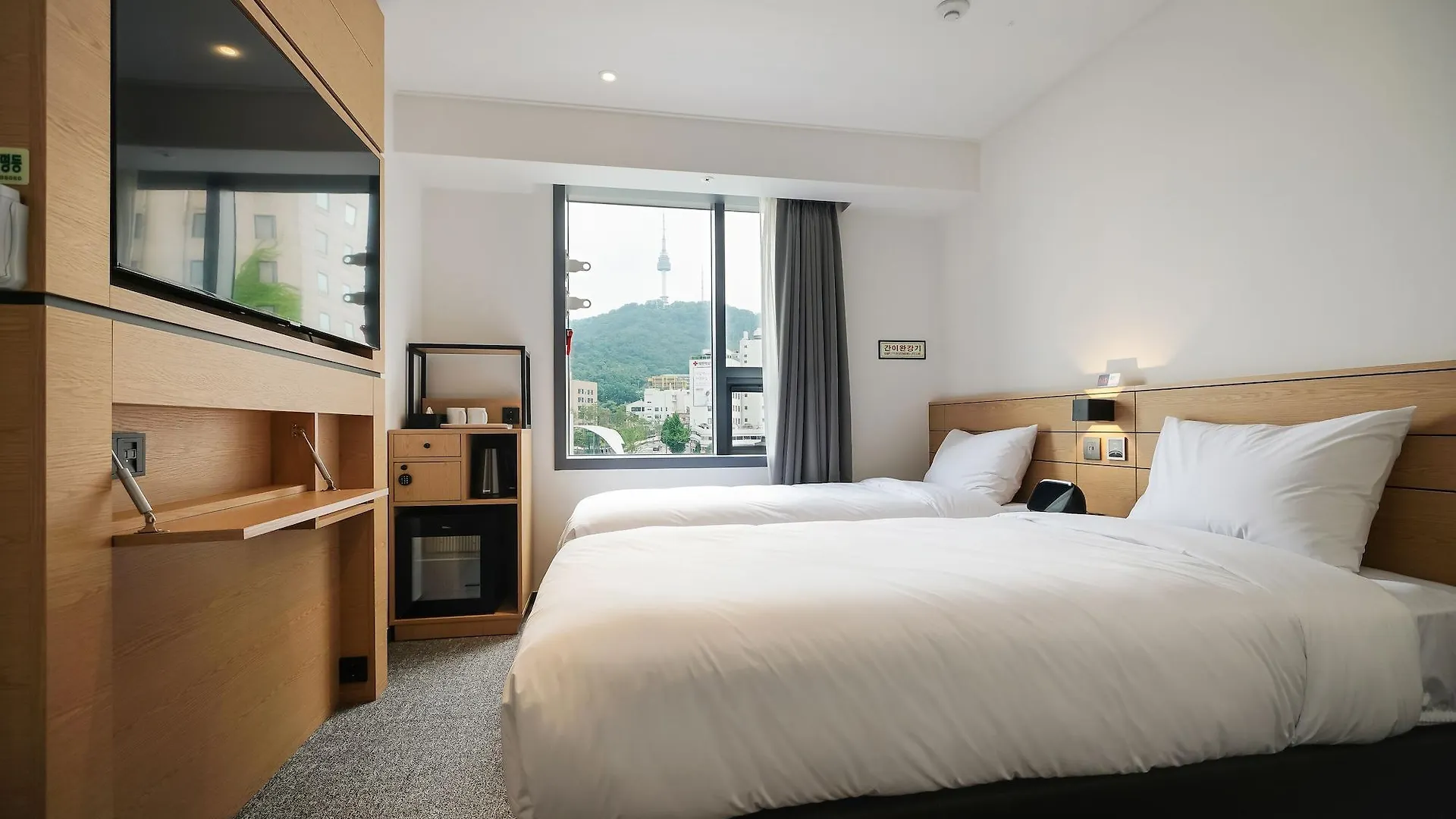 Henn Na Hotel Seoul Myeongdong Güney Kore