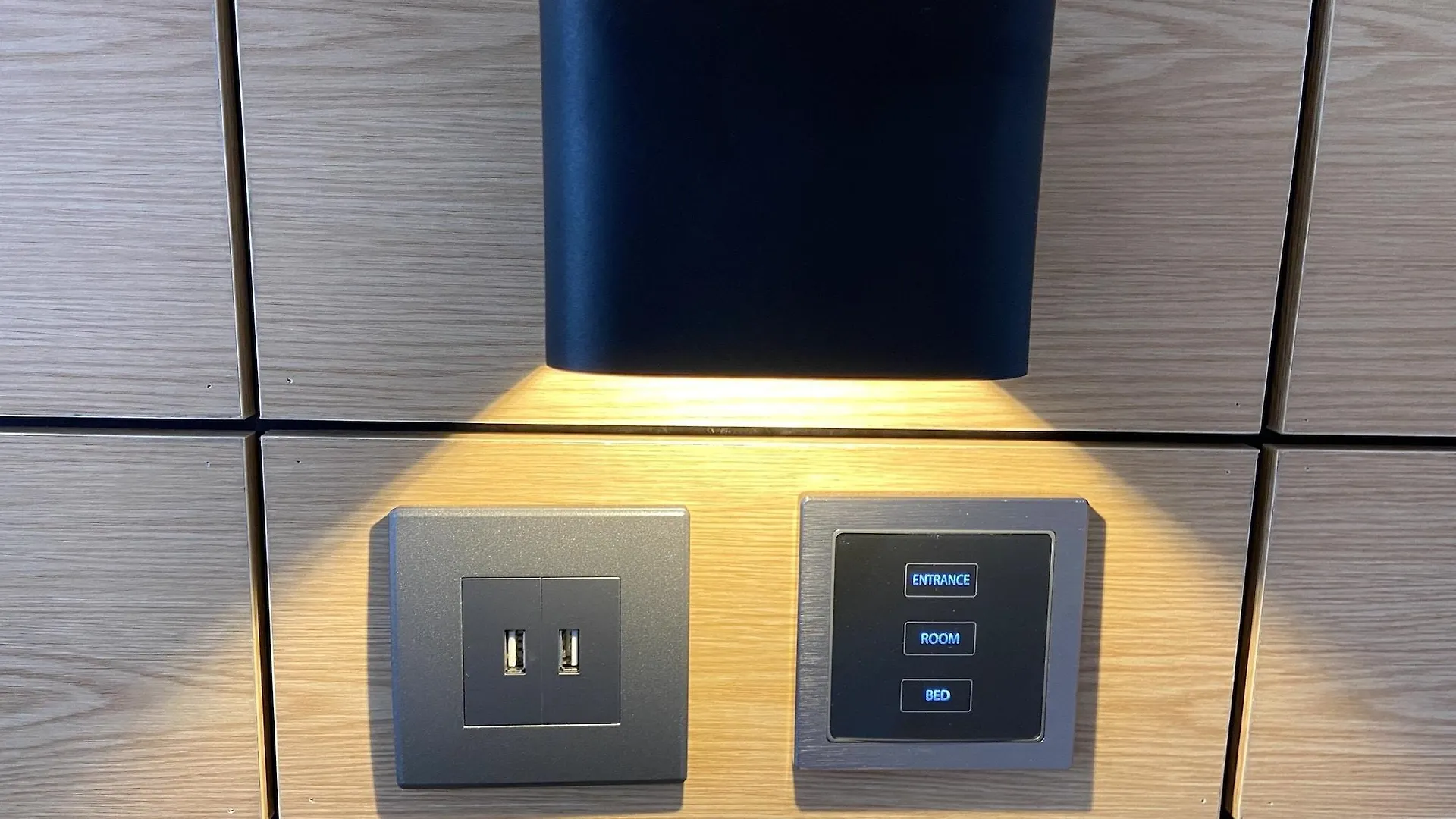 Henn Na Hotel Seoul Myeongdong