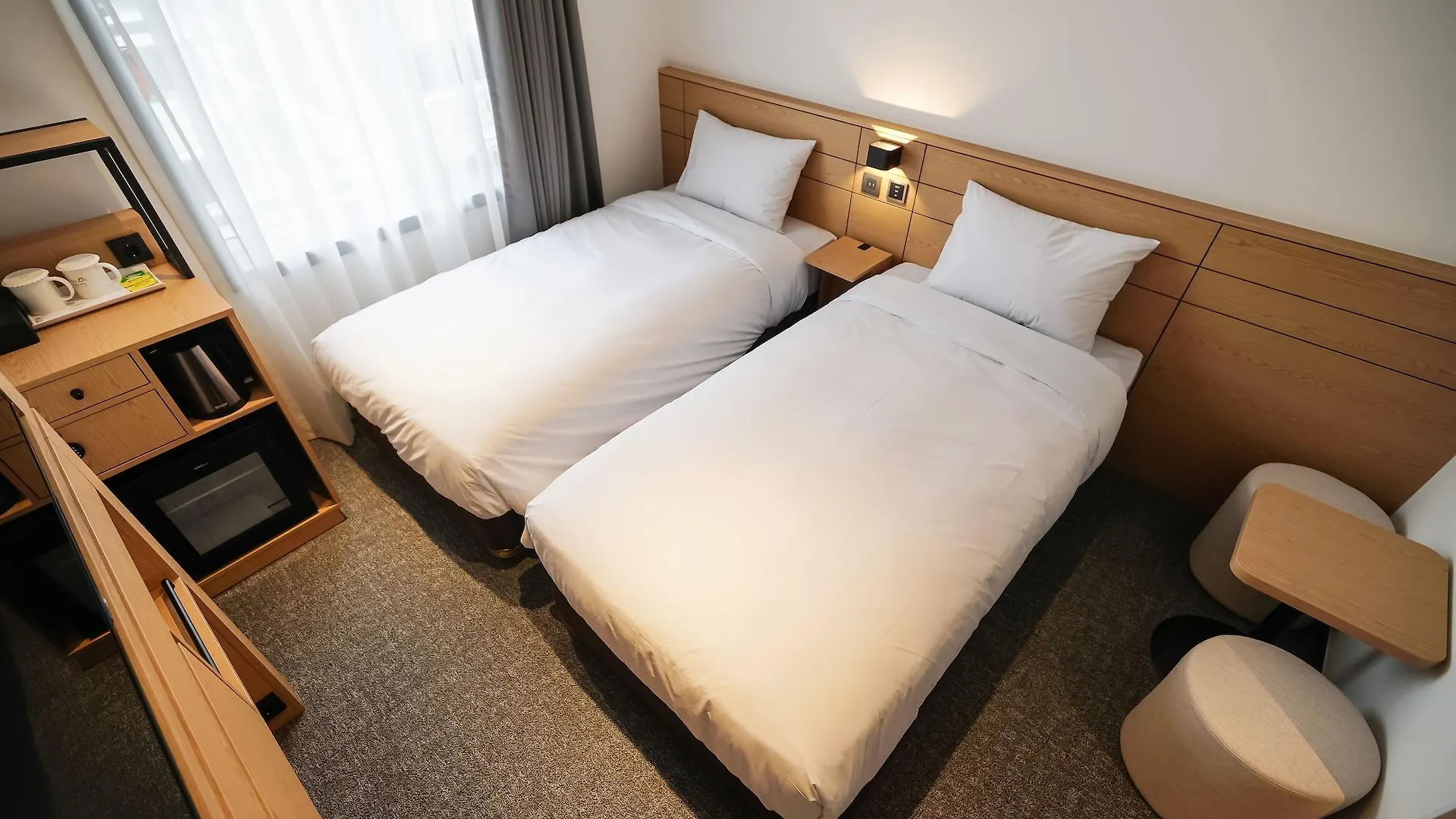 Henn Na Hotel Seoul Myeongdong